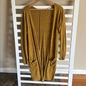 Heart & Hips Mustard Yellow Pocket Cardigan Sweater Size Small